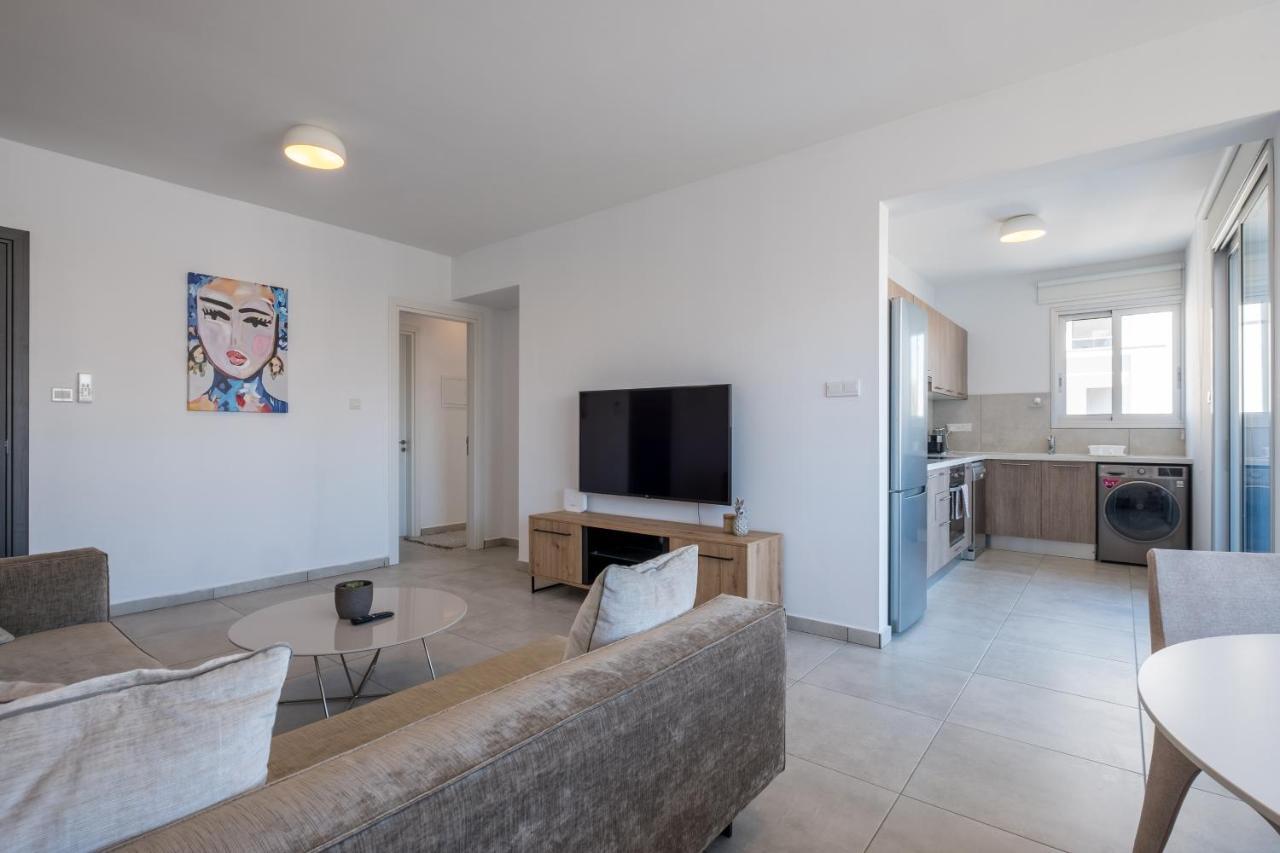 Solaar Apartments Faneromeni Larnaca Extérieur photo