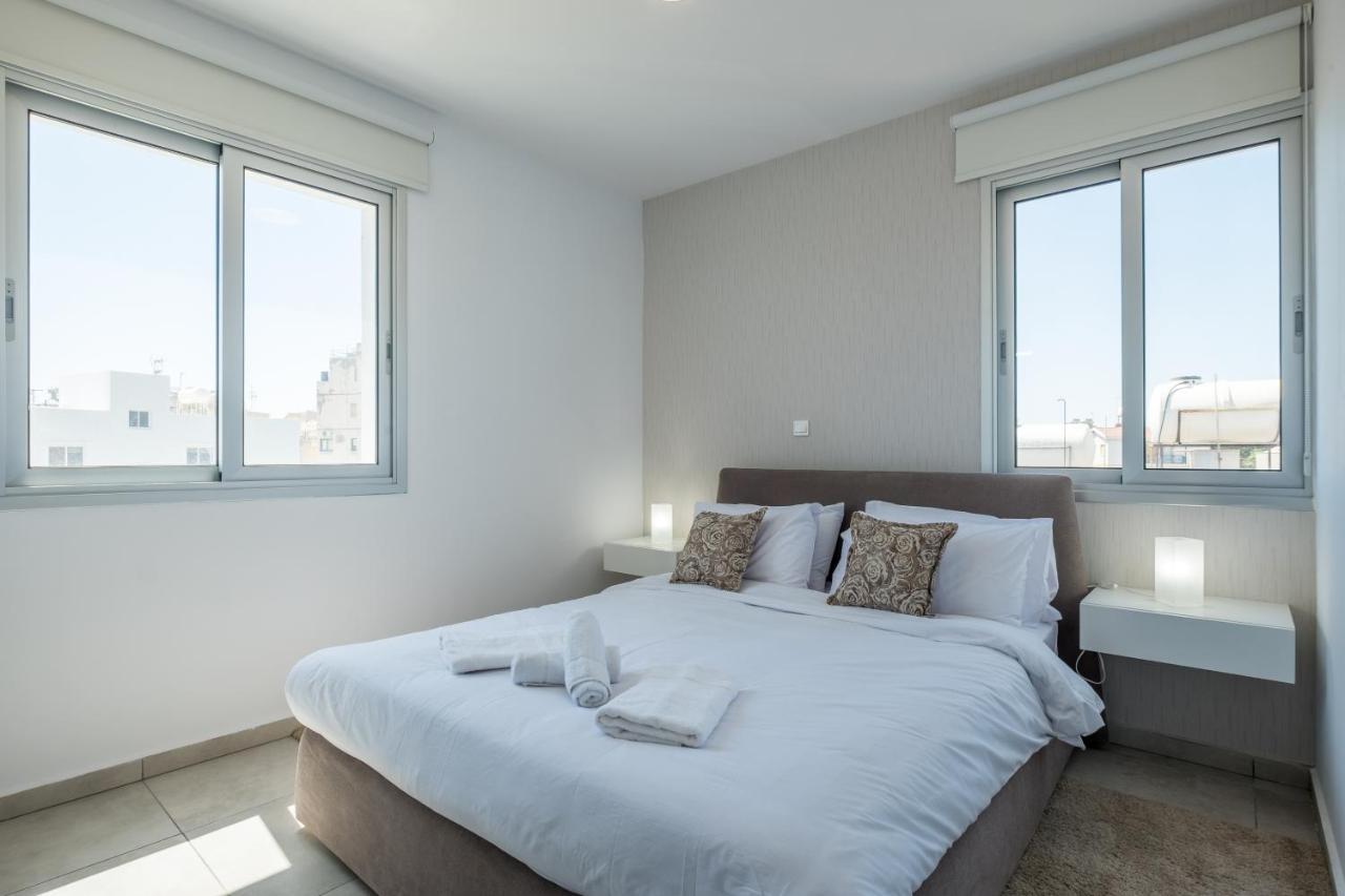 Solaar Apartments Faneromeni Larnaca Extérieur photo