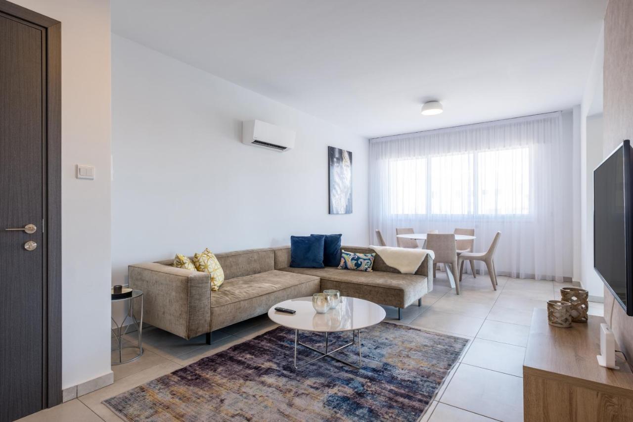 Solaar Apartments Faneromeni Larnaca Extérieur photo