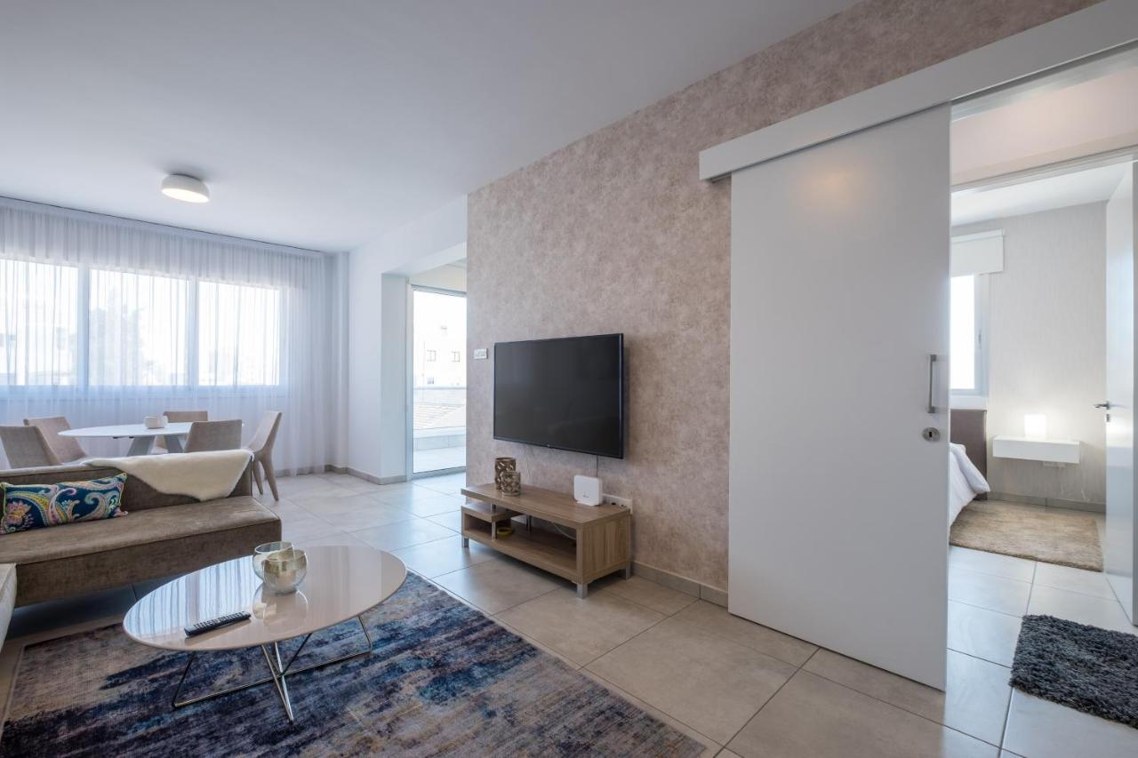 Solaar Apartments Faneromeni Larnaca Extérieur photo