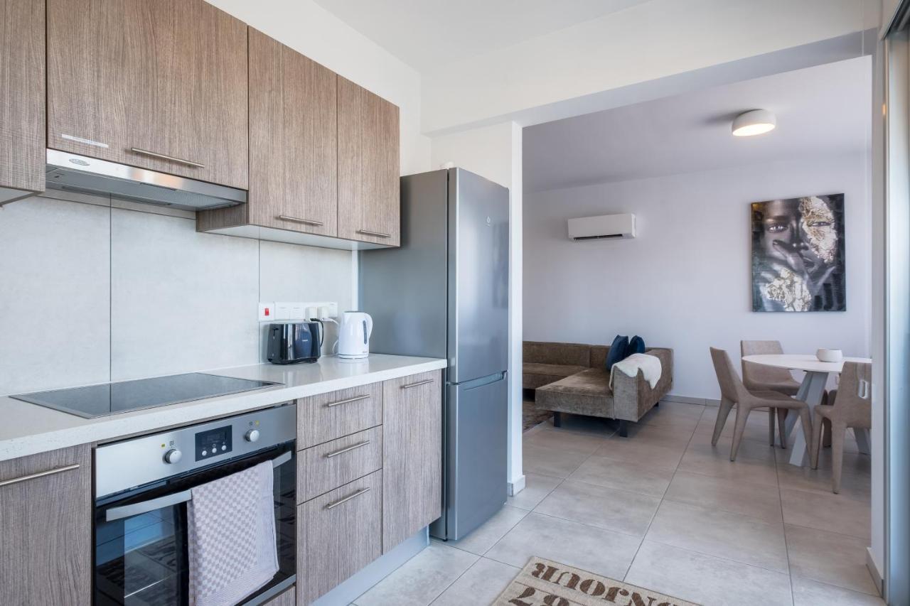 Solaar Apartments Faneromeni Larnaca Extérieur photo