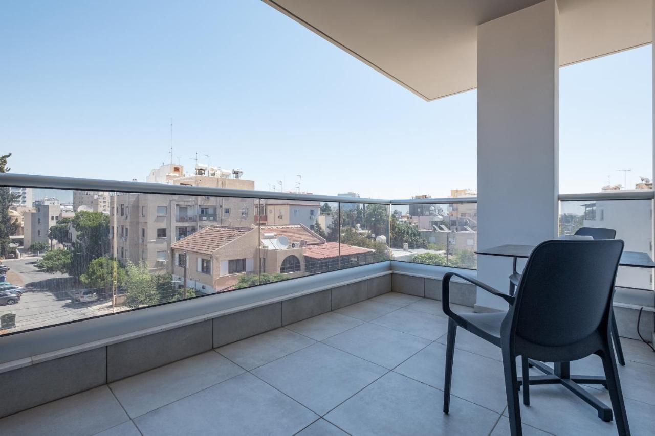 Solaar Apartments Faneromeni Larnaca Extérieur photo