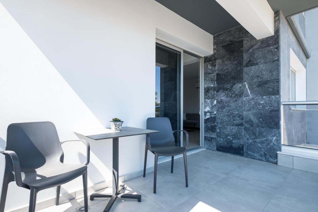 Solaar Apartments Faneromeni Larnaca Extérieur photo