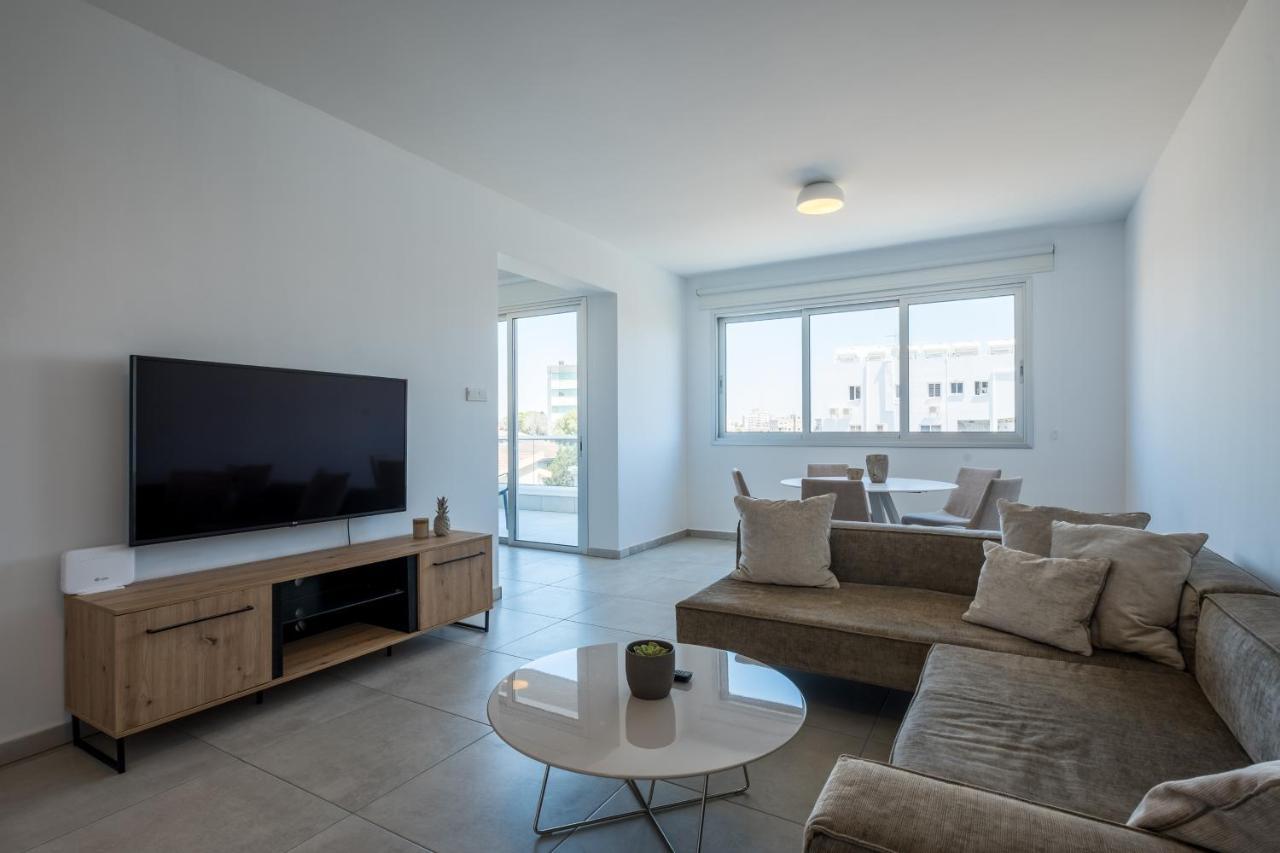 Solaar Apartments Faneromeni Larnaca Extérieur photo