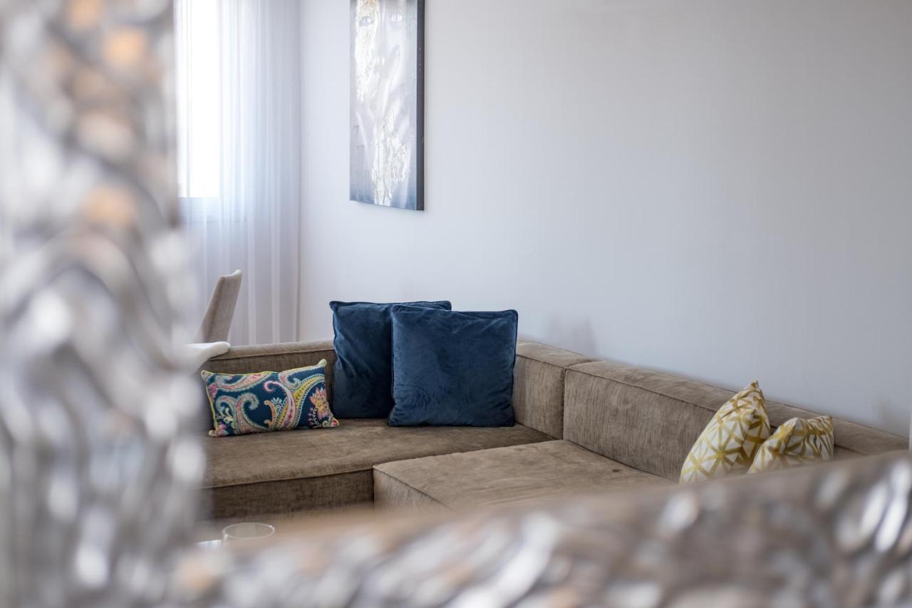 Solaar Apartments Faneromeni Larnaca Extérieur photo