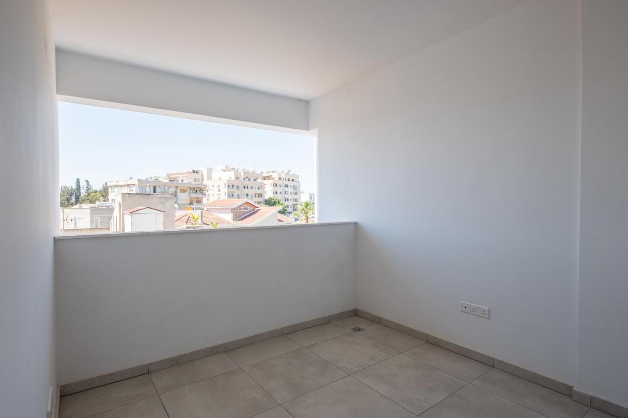 Solaar Apartments Faneromeni Larnaca Extérieur photo
