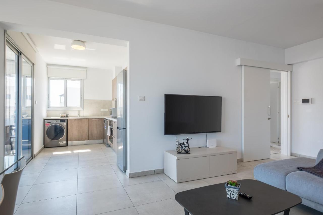 Solaar Apartments Faneromeni Larnaca Extérieur photo